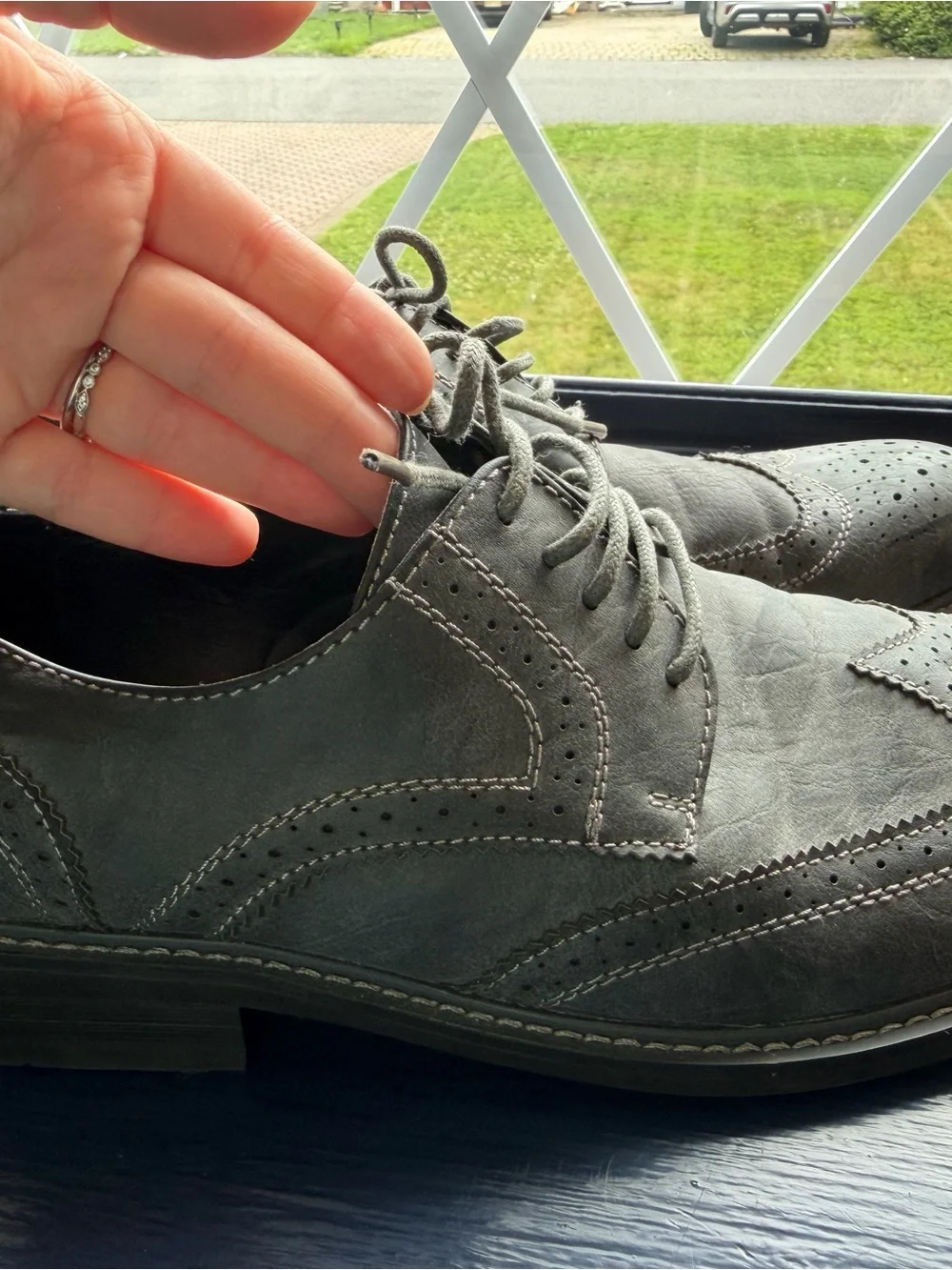 Perry Ellis Portfolio Men's Gray Wingtip Lace-Up Dress Shoes Size 9